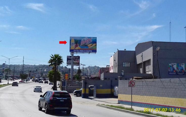 Espectacular BCN004N1 en La Ciénega, Tijuana, Baja California de One Marketing