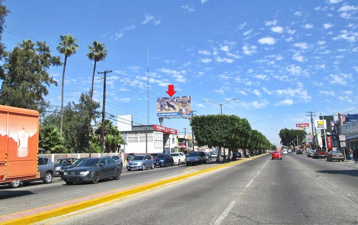 Espectacular BCN006N1 en Blvd. Díaz Ordaz #1755 La Mesa, Cedena, Tijuana de One Marketing