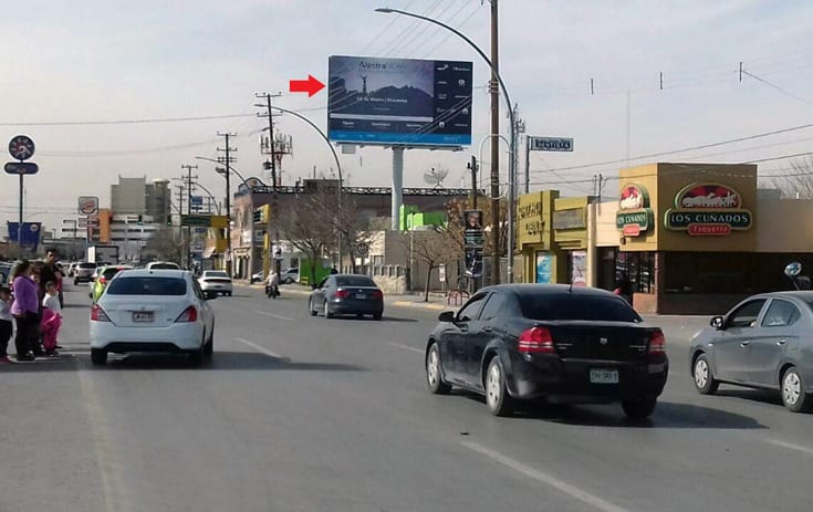 Espectacular CHI001O1 en Paseo Triunfo de La República #4509, Monumental, Ciudad Juárez de One Marketing