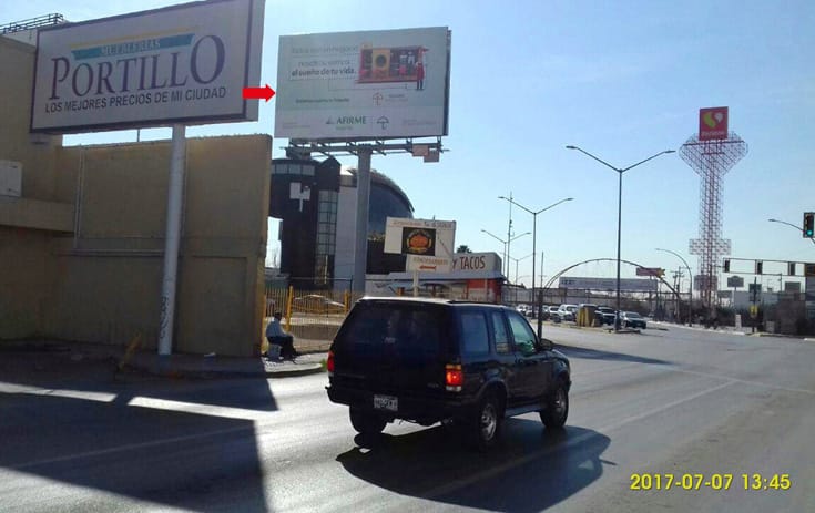 Espectacular CHI002N1 en San Lorenzo, Ciudad Juárez de One Marketing