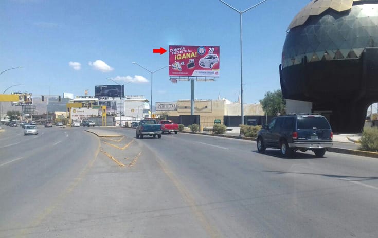 Espectacular CHI002S1 en San Lorenzo, Ciudad Juárez de One Marketing