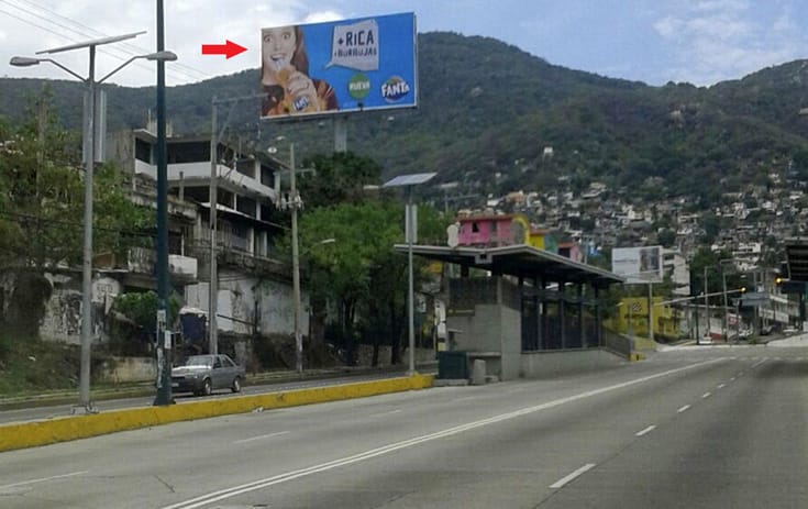 Espectacular GRO002O1 en Av. Cuauhtémoc #807, El Roble, Acapulco de One Marketing
