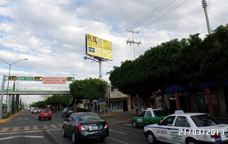 Espectacular GTO034N1 en Blvd. Adolfo López Mateos #406, Centro, León de One Marketing