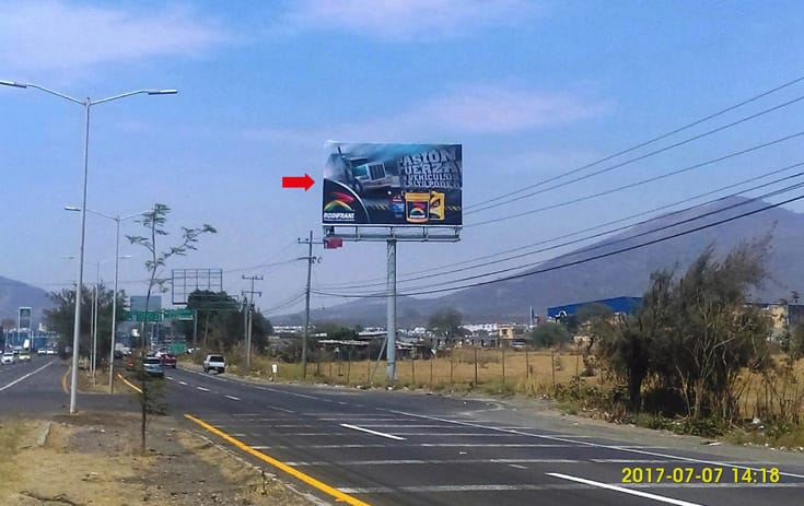 Espectacular JAL065S1 en Carr. Guadalajara Morelia Km. 27 #333, Santa Cruz de Las Flores, Tlajomulco de Zúñiga de One Marketing