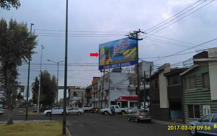 Espectacular MEX064O1 en Vicente Guerrero, Toluca de One Marketing