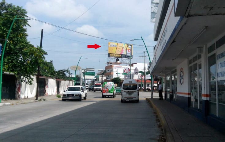 Espectacular MSCHS005O1 en Central Oriente #64, Centro, Tapachula de One Marketing