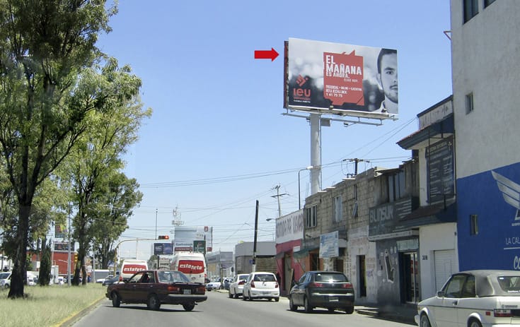 Espectacular PUE018S1 en San Baltazar Campeche, Puebla de One Marketing