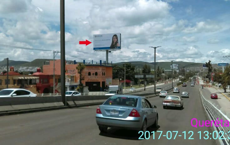Espectacular QRO035N1 en Av. Constituyentes Km. 5.5, Fracc. Huertas del Carmen, Querétaro de One Marketing