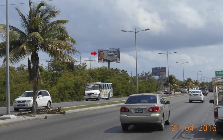 Espectacular QTR005N1 en Cancún, Quintana Roo de One Marketing