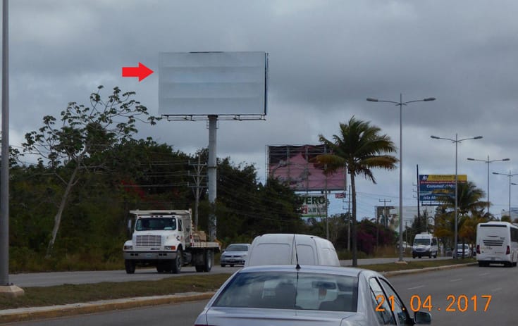 Espectacular QTR049N1 en Blvd. Luis Donaldo Colosio Km. 10.5, Alfredo Bonfil, Cancún de One Marketing
