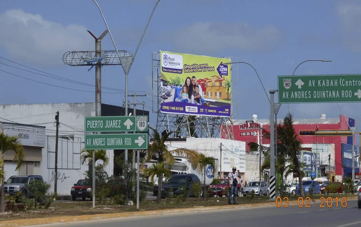 Espectacular QTR054P1 en Av. José López Portillo Mz 60 Lt 16 R102, Benito Juárez, Cancún de One Marketing