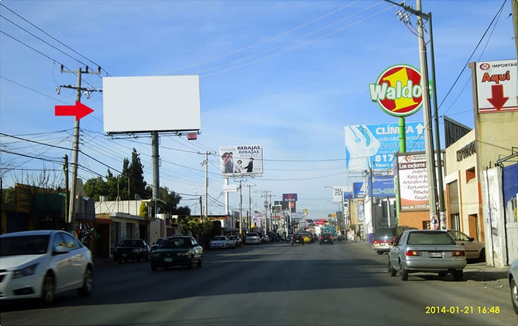 Espectacular SLP007S1 en San Luis Potosí, San Luis Potosí de One Marketing