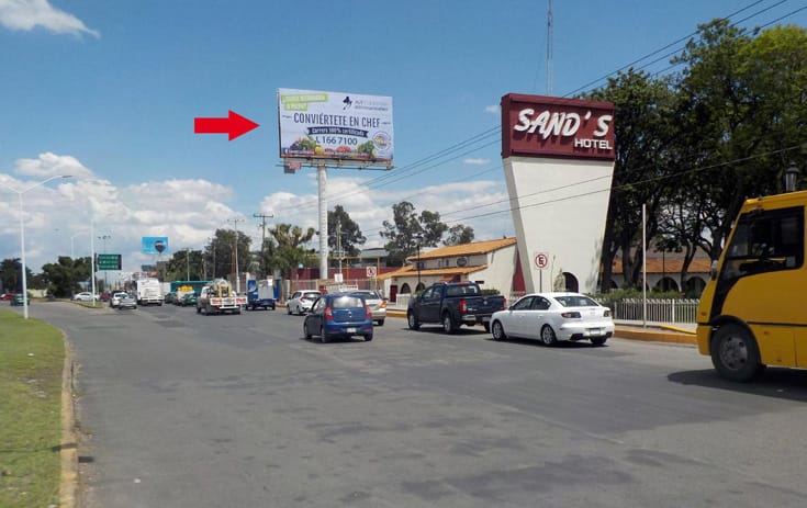 Espectacular SLP038P1 en Fracc. Capricornio, San Luis Potosí, San Luis Potosí de One Marketing