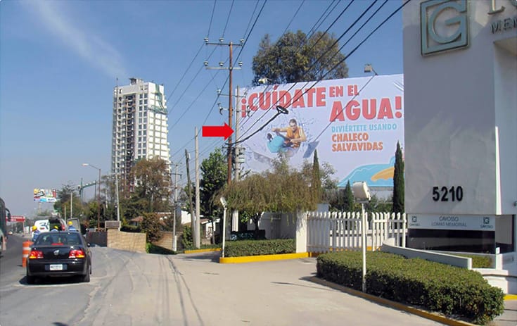 Espectacular MDF104P2 en Loma Alta, Cuajimalpa, Ciudad de México de One Marketing