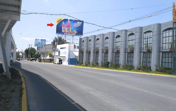 Espectacular PUE006S1 en Aquiles Serdán, Puebla de One Marketing
