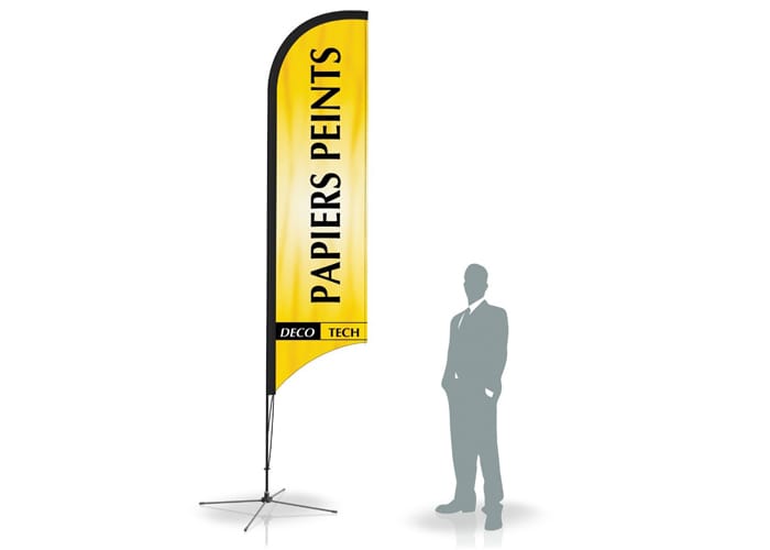 Bandera Publicitaria es uno de los tipos de Display disponibles en One Marketing Expo Stands y Displays