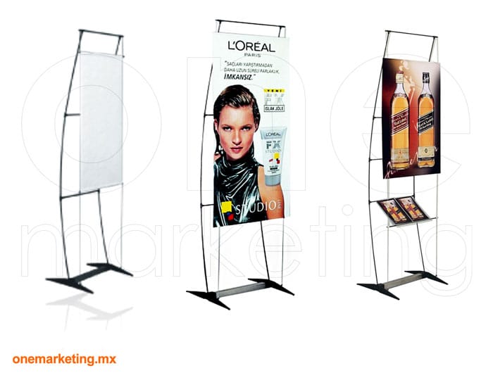 Display tipo Banner Pengüin Cable OM-OB-30 de One Marketing Expo Stands y Displays
